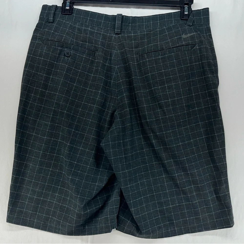 Nike Golf Tour Performance Dri-Fit Plaid‎ Shorts Black Gray Mens Size 34 (36